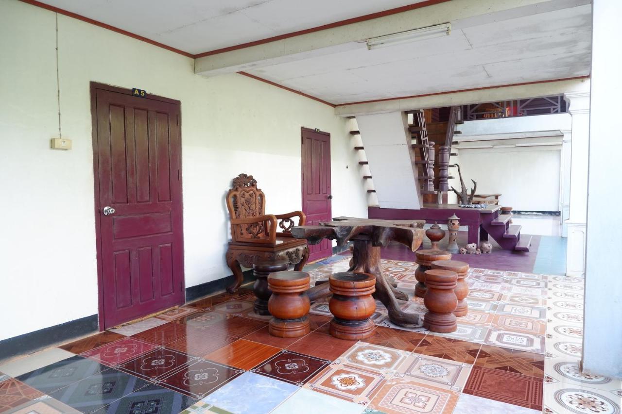 תאקהק Song Lao Guesthouse מראה חיצוני תמונה
