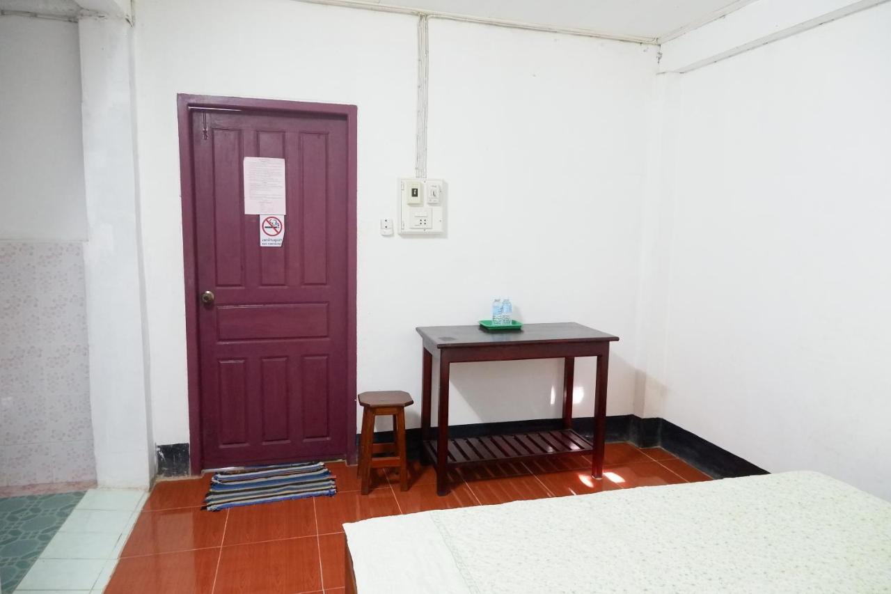 תאקהק Song Lao Guesthouse מראה חיצוני תמונה