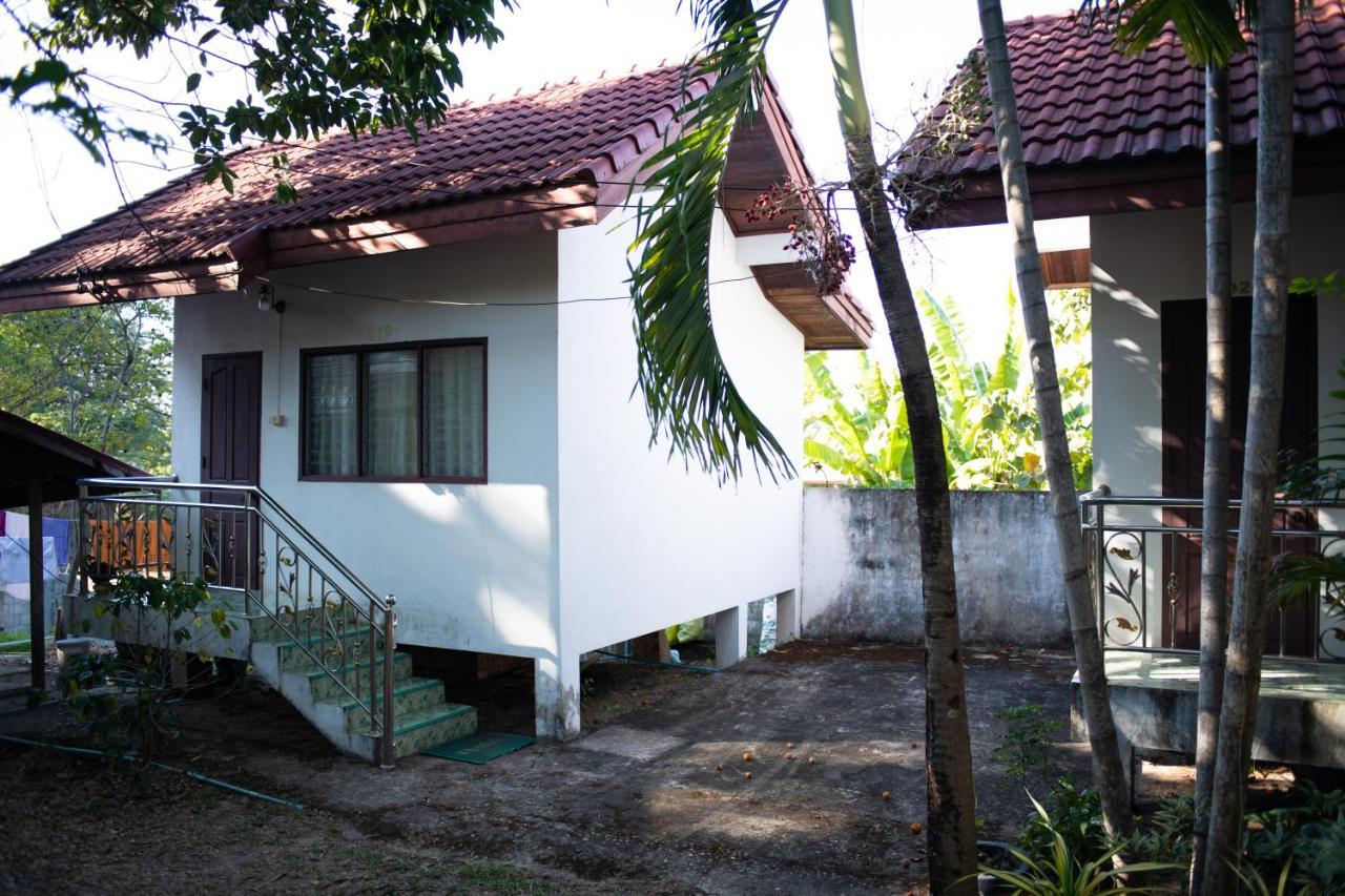 תאקהק Song Lao Guesthouse מראה חיצוני תמונה