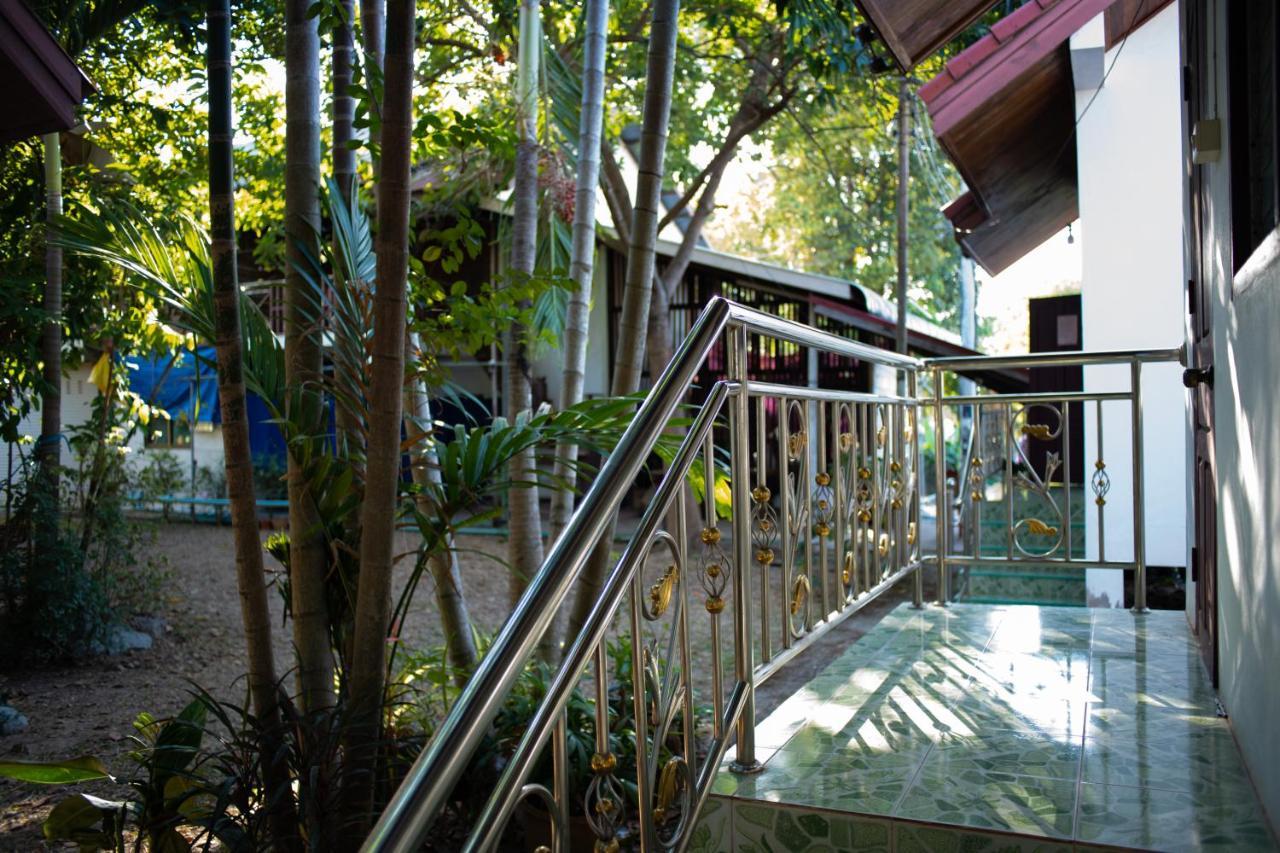 תאקהק Song Lao Guesthouse מראה חיצוני תמונה