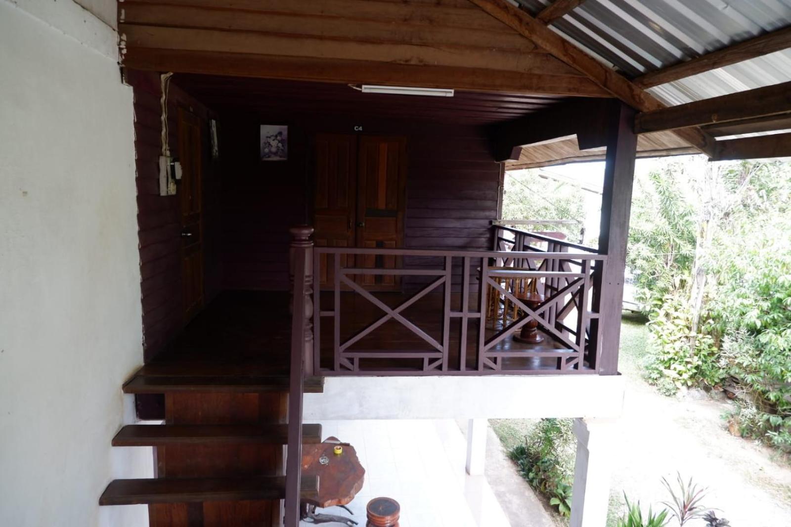 תאקהק Song Lao Guesthouse מראה חיצוני תמונה