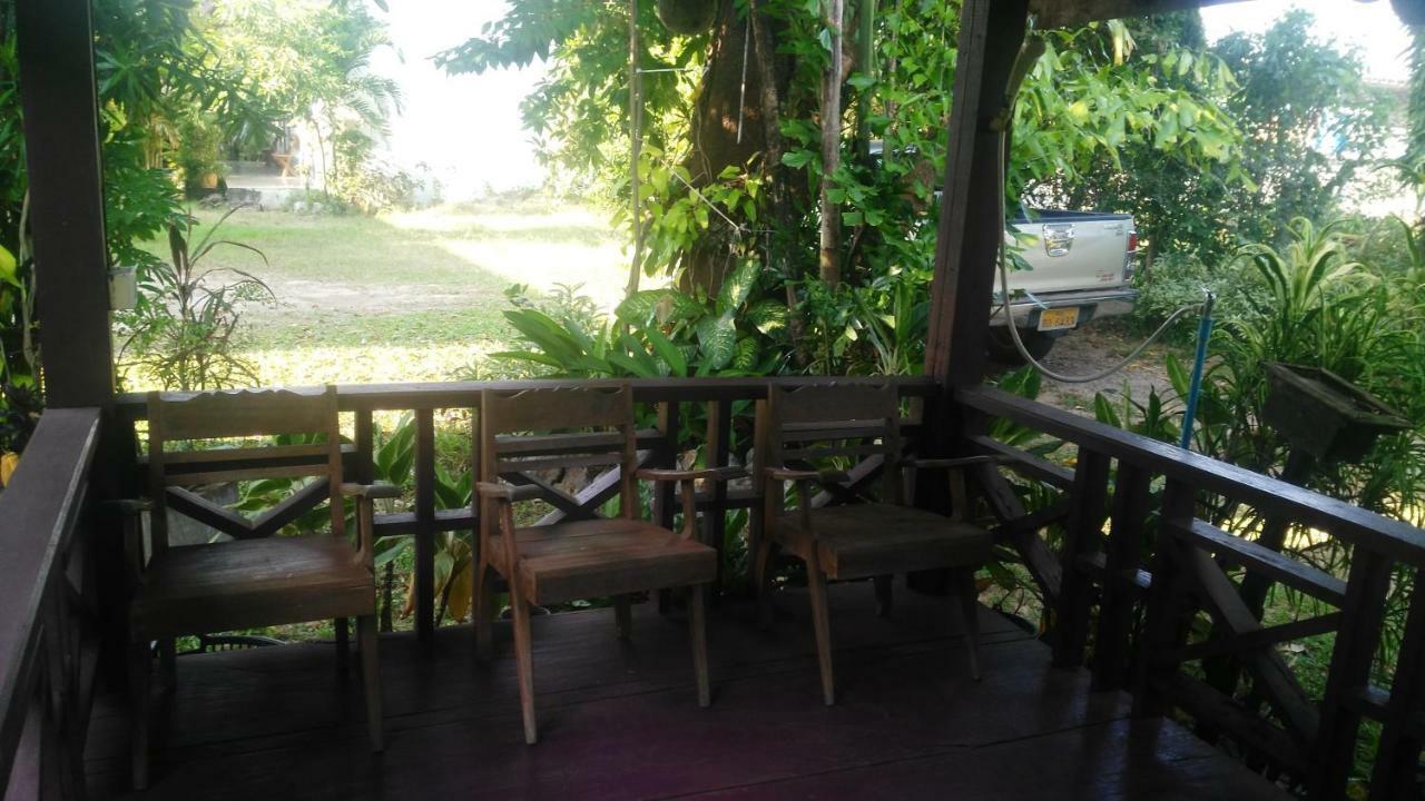תאקהק Song Lao Guesthouse מראה חיצוני תמונה