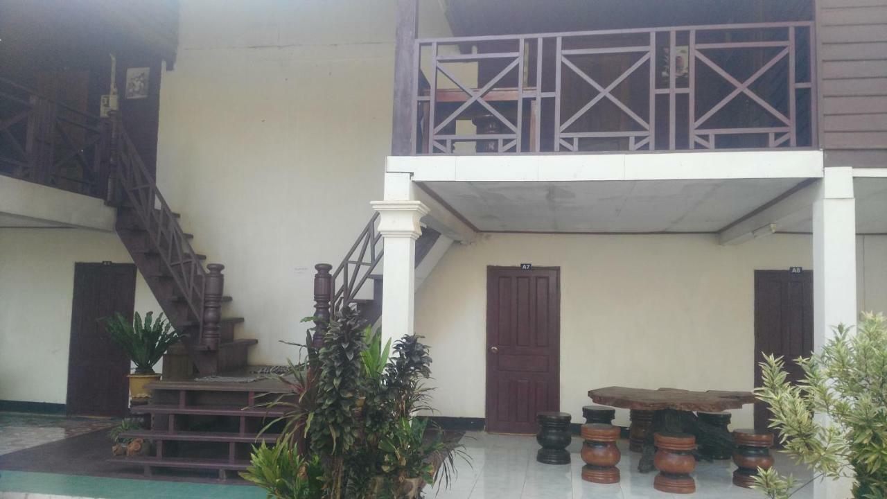 תאקהק Song Lao Guesthouse מראה חיצוני תמונה